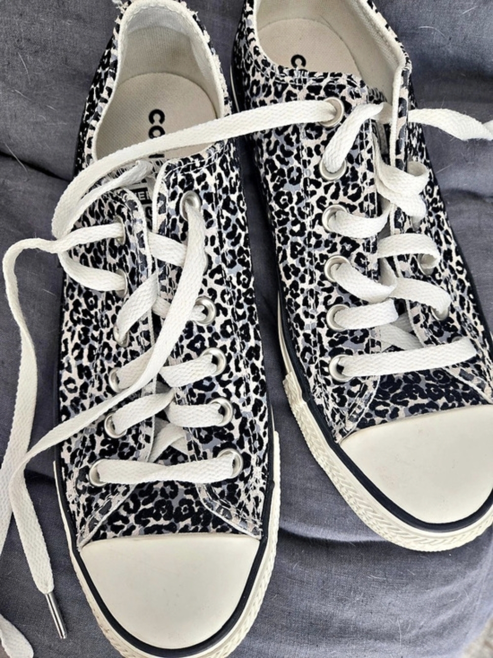 Converse Chuck Taylor All Star Low Black White Leopard Print Sneakers US 8 Women